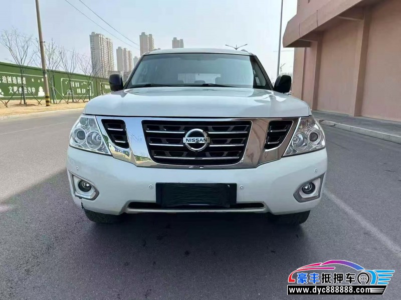 抵押车出售18年日产途乐轿车