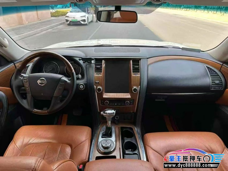 18年日产途乐轿车抵押车出售