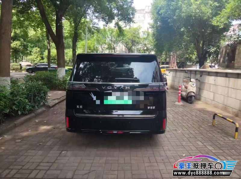 25年岚图梦想家轿车抵押车出售