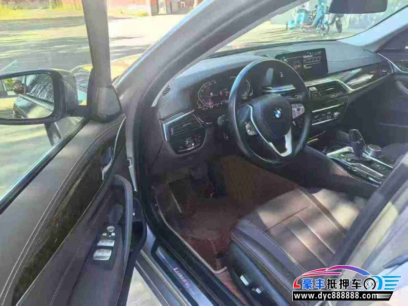 20年宝马5系轿车抵押车出售