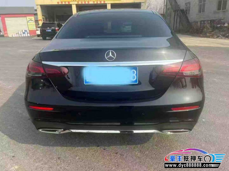 22年奔驰E轿车抵押车出售