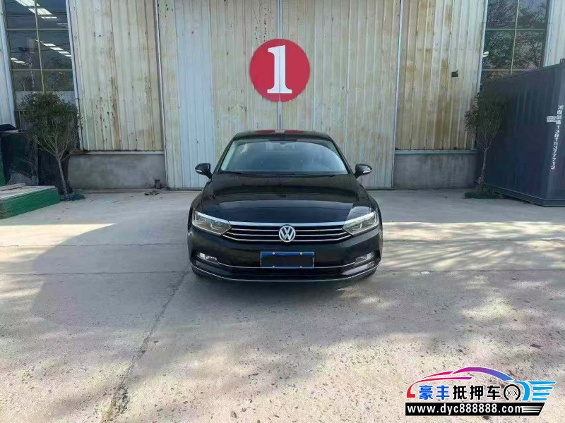 18年大众迈腾轿车抵押车出售