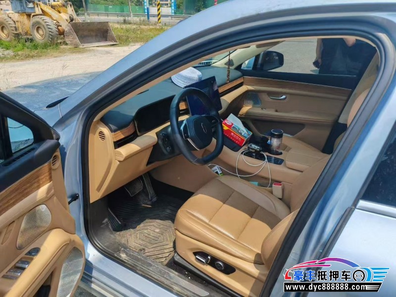 24年华为问界轿车抵押车出售