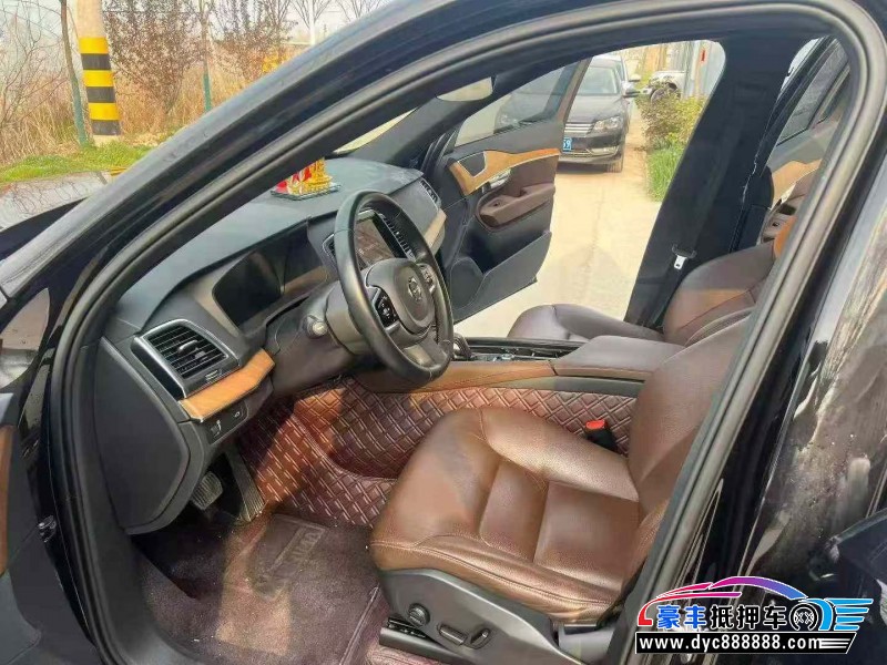 21年沃尔沃XC90轿车抵押车出售