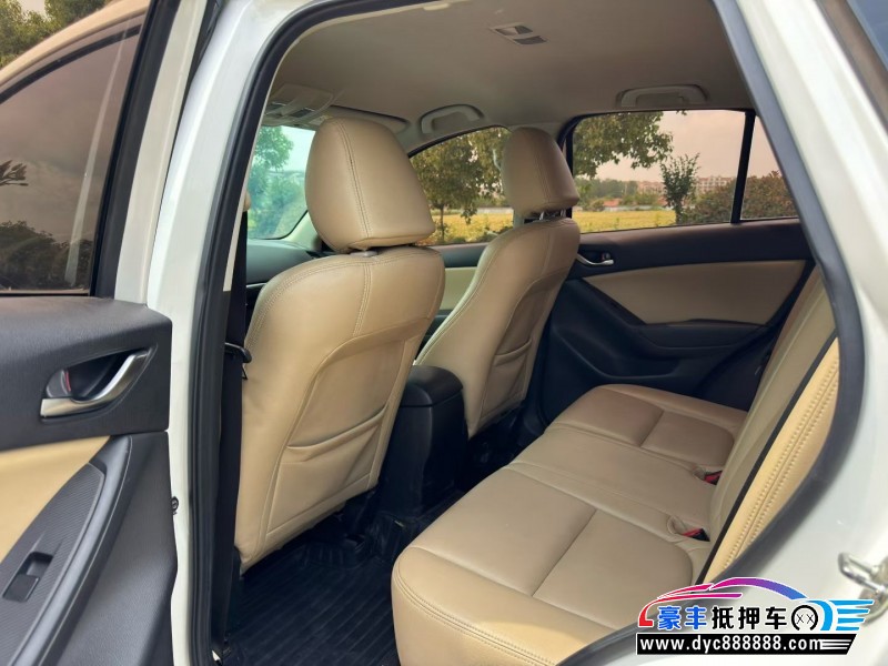 16年马自达CX-5轿车抵押车出售