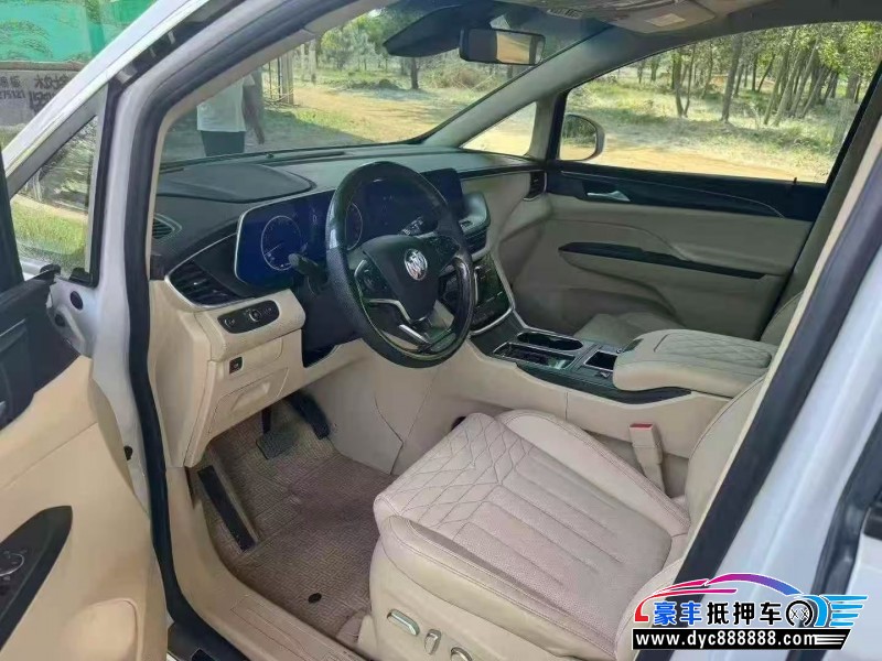 23年别克GL8轿车抵押车出售