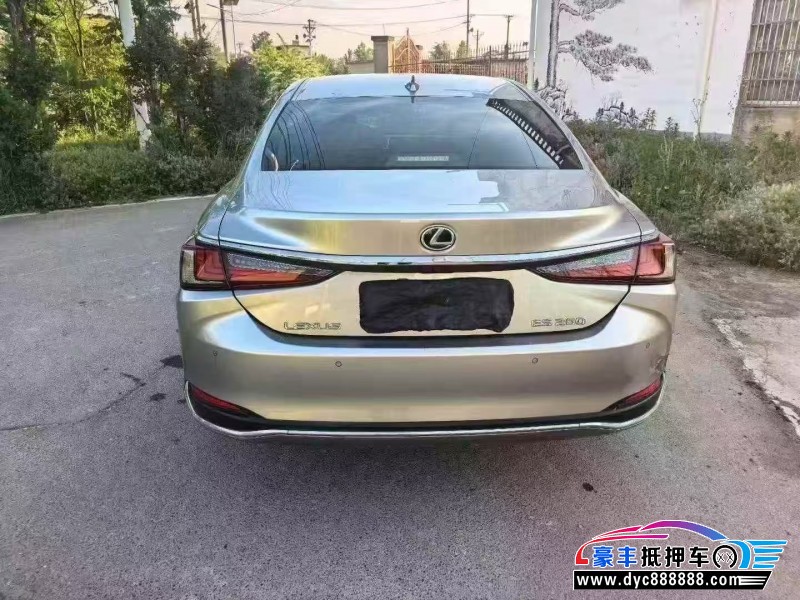 23年雷克萨斯ES轿车抵押车出售