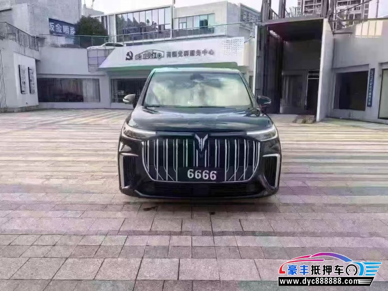 24年岚图梦想家轿车抵押车出售