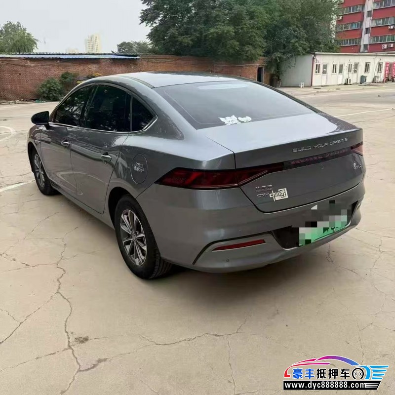 25年比亚迪秦轿车抵押车出售