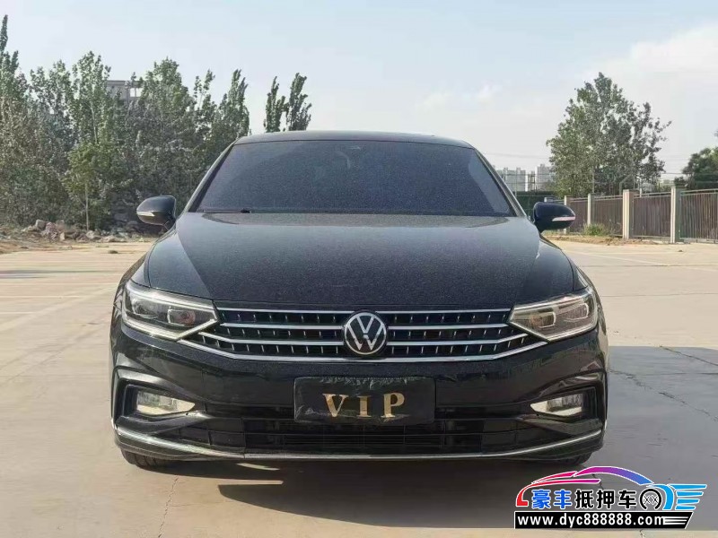 抵押车出售23年大众迈腾轿车