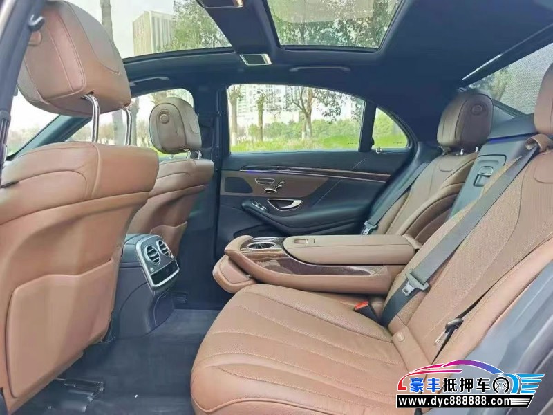 20年奔驰S轿车抵押车出售