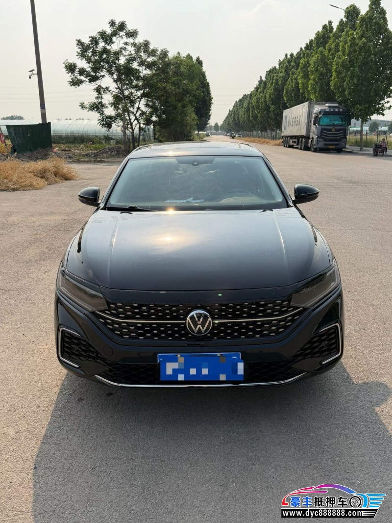 抵押车出售25年大众帕萨特轿车