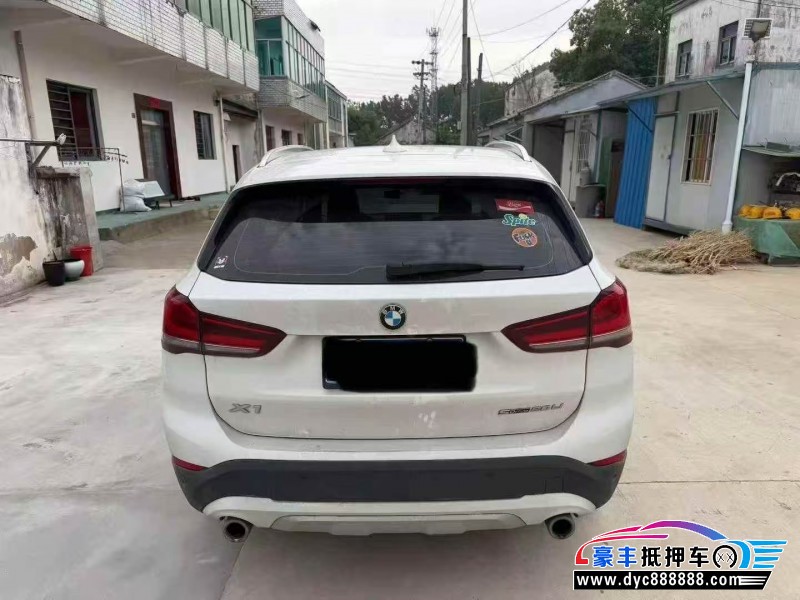 21年宝马X1轿车抵押车出售