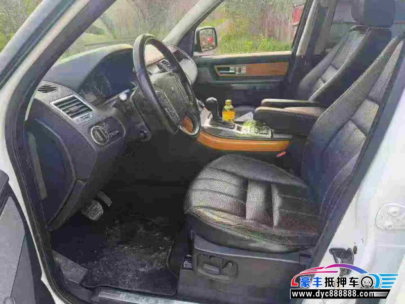 13年路虎揽胜运动轿车抵押车出售