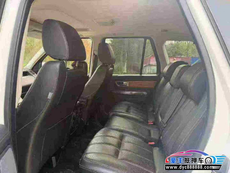 13年路虎揽胜运动轿车抵押车出售