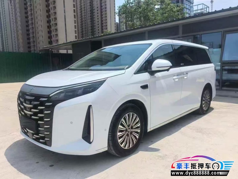 25年比亚迪夏轿车抵押车出售