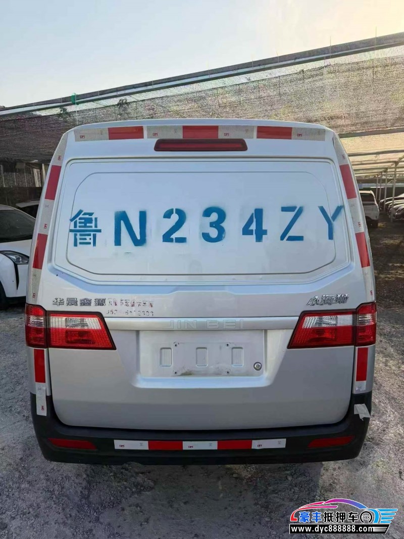 25年金杯小海狮X30轿车抵押车出售