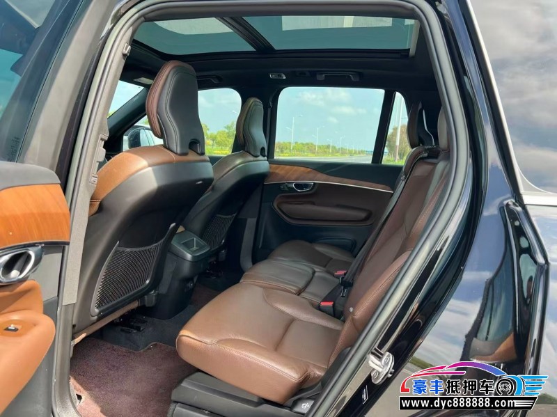 22年沃尔沃XC90轿车抵押车出售