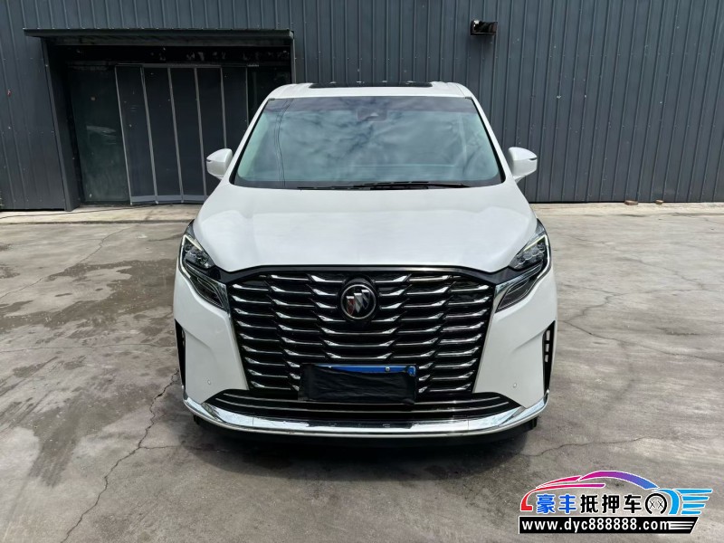 抵押车出售24年别克GL8轿车