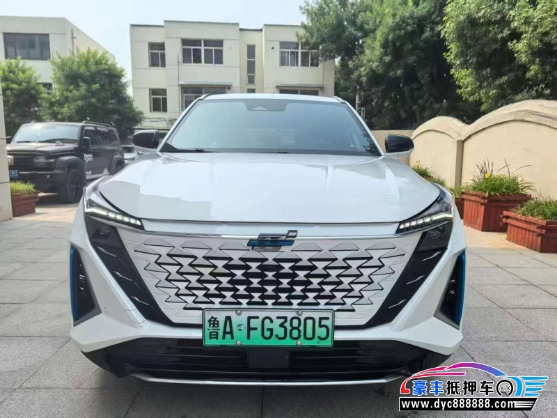 抵押车出售23年长安欧尚Z6轿车