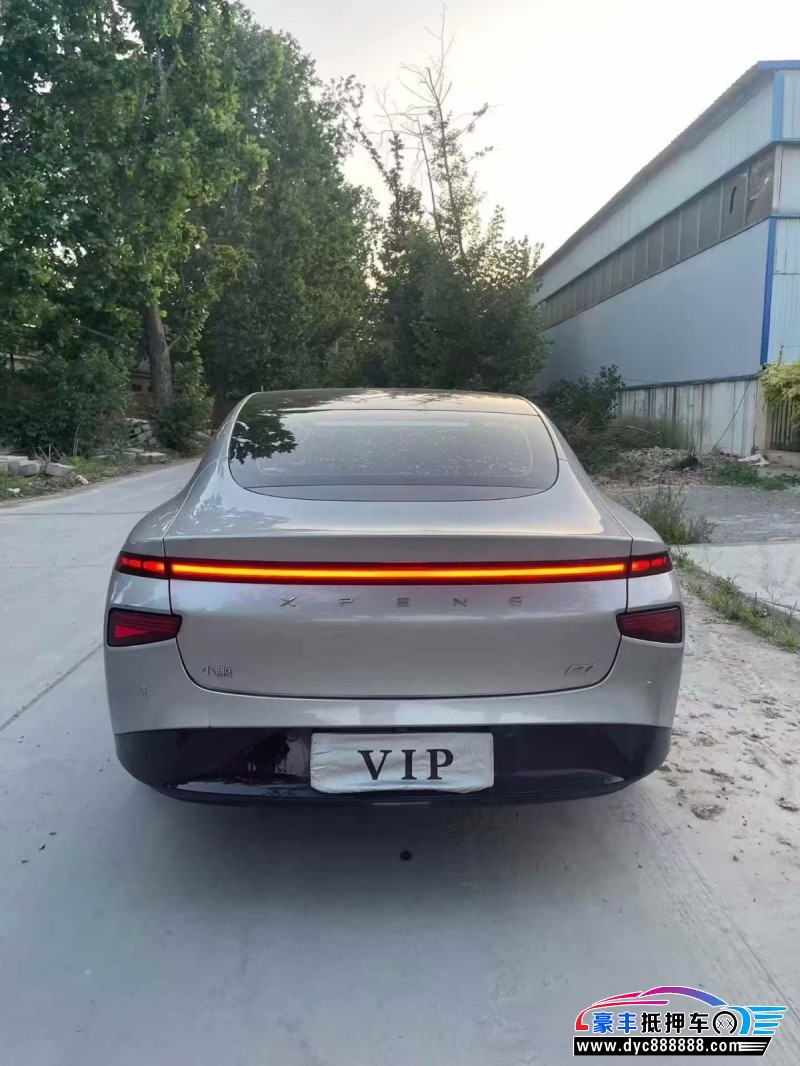 22年小鹏P7轿车抵押车出售