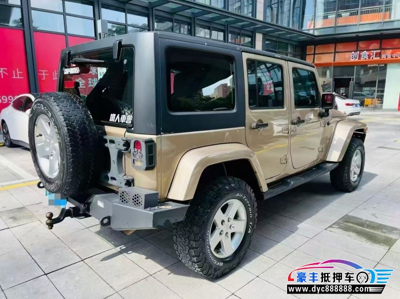 14年Jeep牧马人轿车抵押车出售