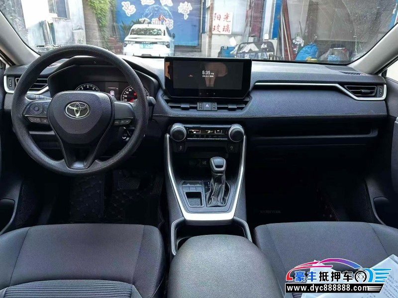 24年丰田威兰达轿车抵押车出售