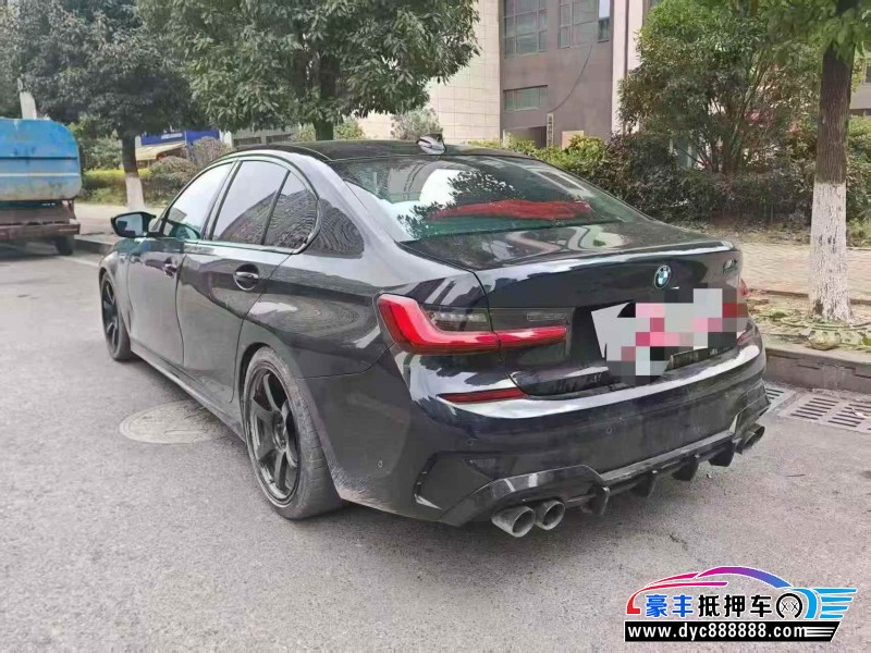 20年宝马3系轿车抵押车出售
