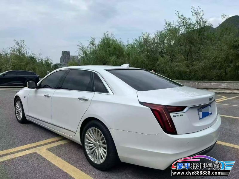 19年凯迪拉克CT6轿车抵押车出售