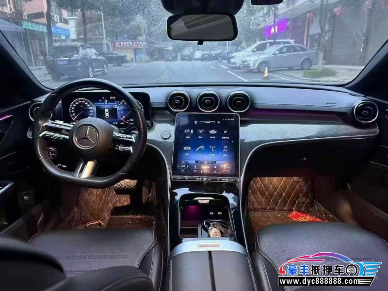 22年奔驰C轿车抵押车出售