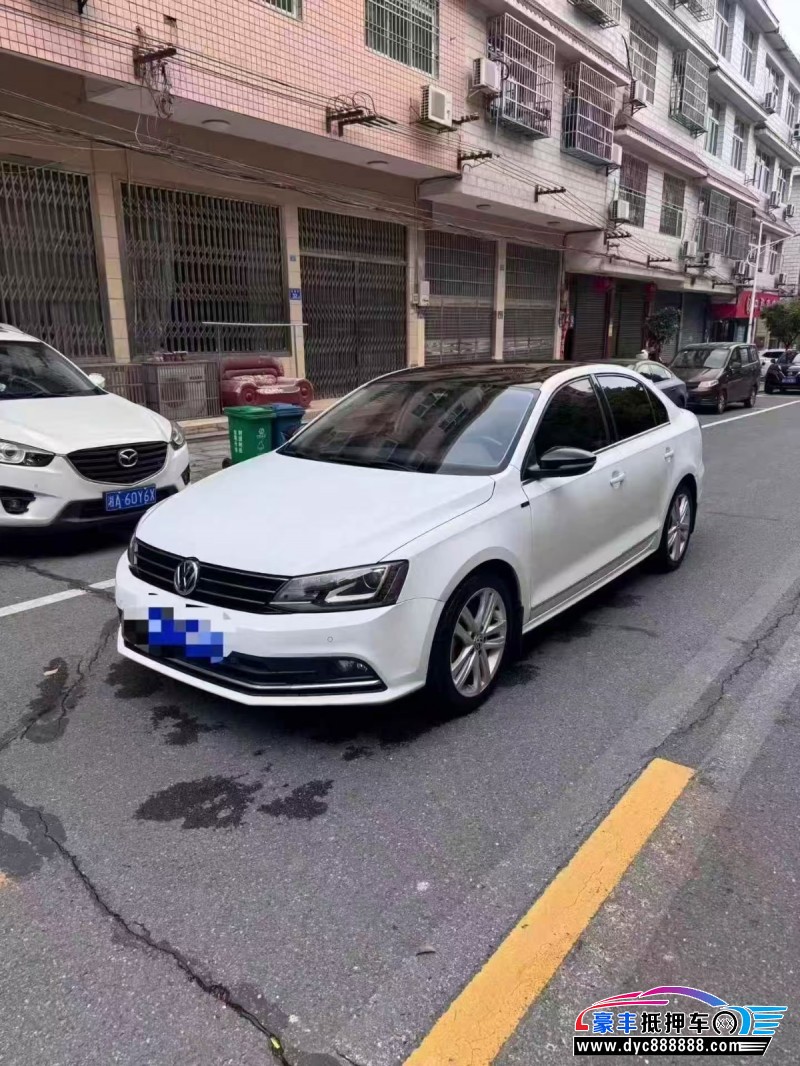 18年大众速腾轿车抵押车出售