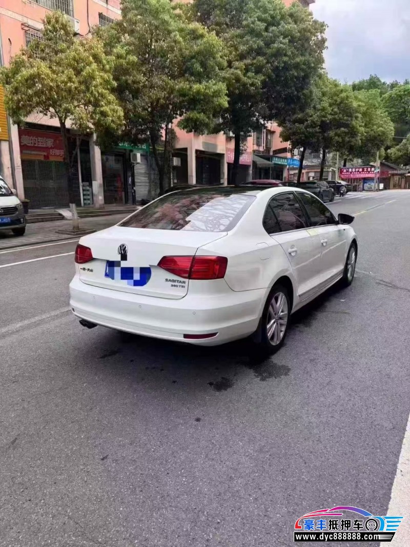 18年大众速腾轿车抵押车出售