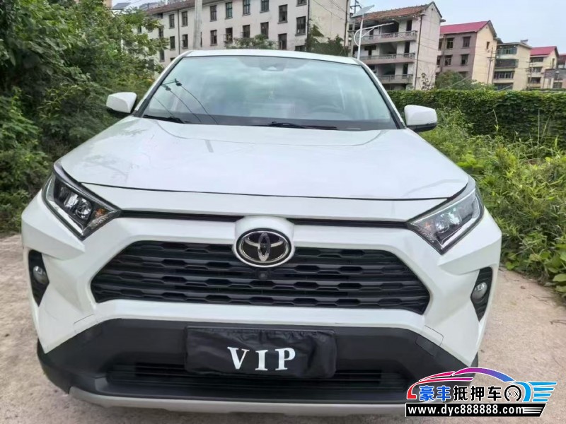20年丰田RAV4轿车抵押车出售