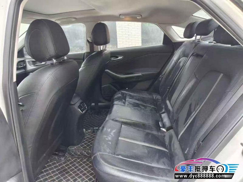 20年现代菲斯塔轿车抵押车出售