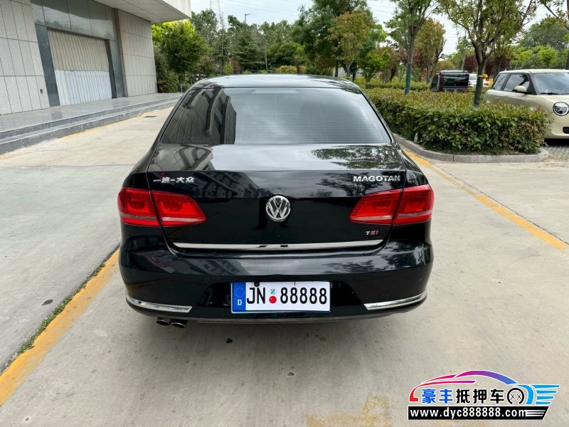 14年大众迈腾轿车抵押车出售