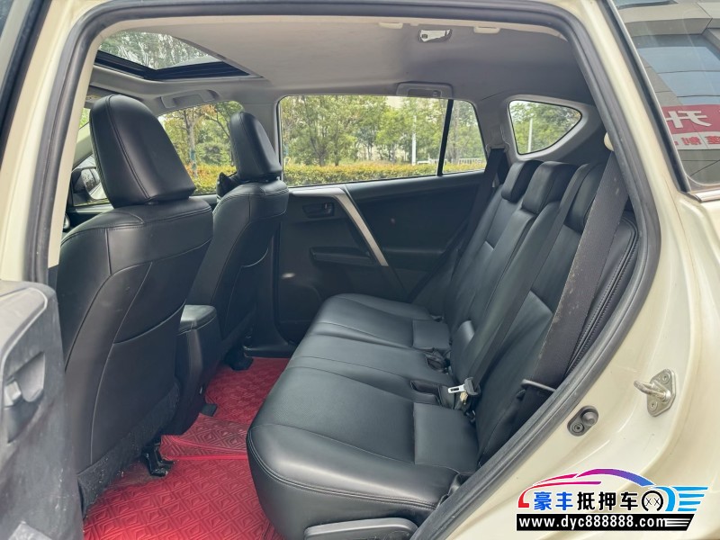 18年丰田RAV4轿车抵押车出售