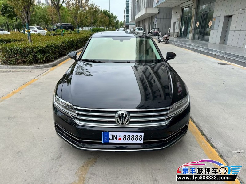 抵押车出售18年大众辉昂轿车