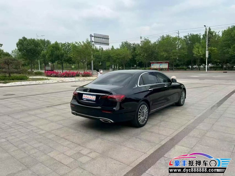 抵押车出售23年奔驰E轿车