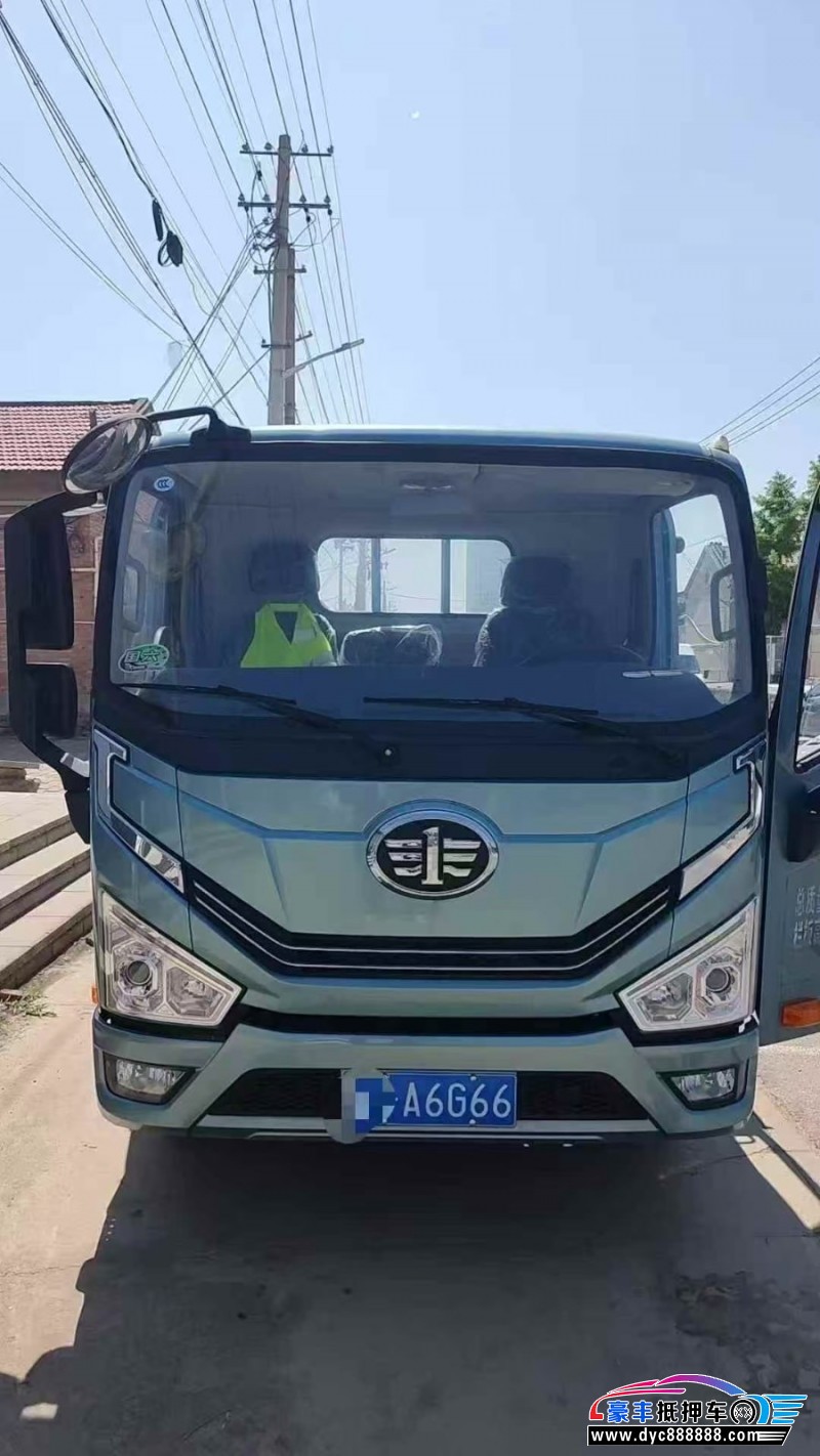 26年一汽解放轿车