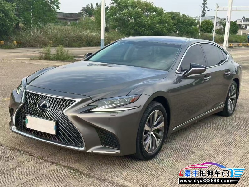 19年雷克萨斯LS轿车抵押车出售