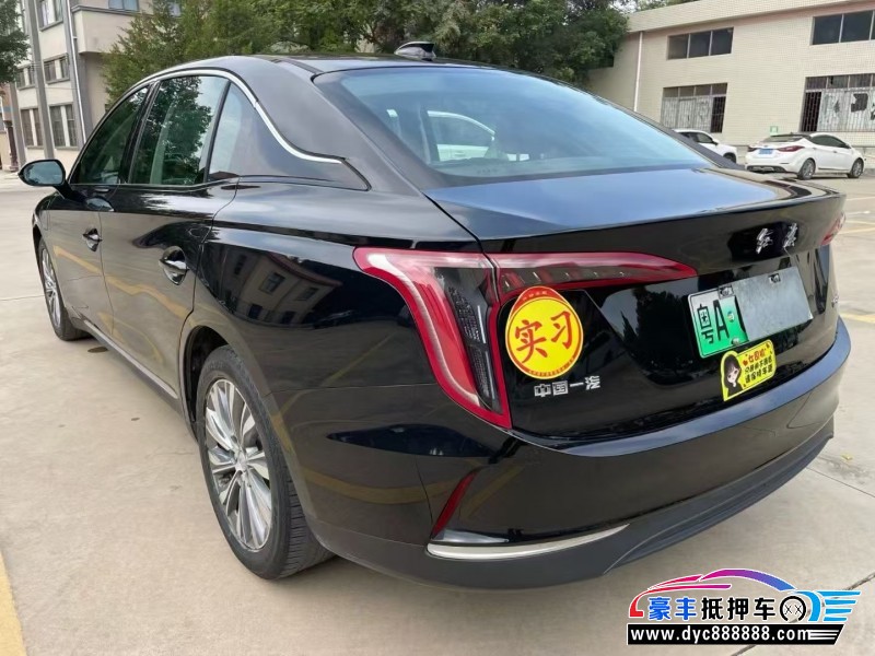 25年红旗EQM5轿车抵押车出售