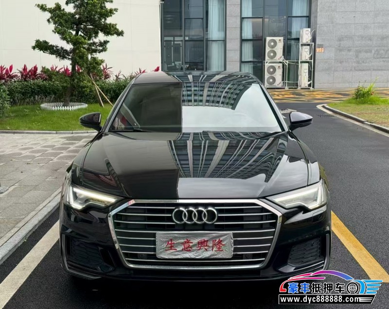 抵押车出售22年奥迪A6L轿车