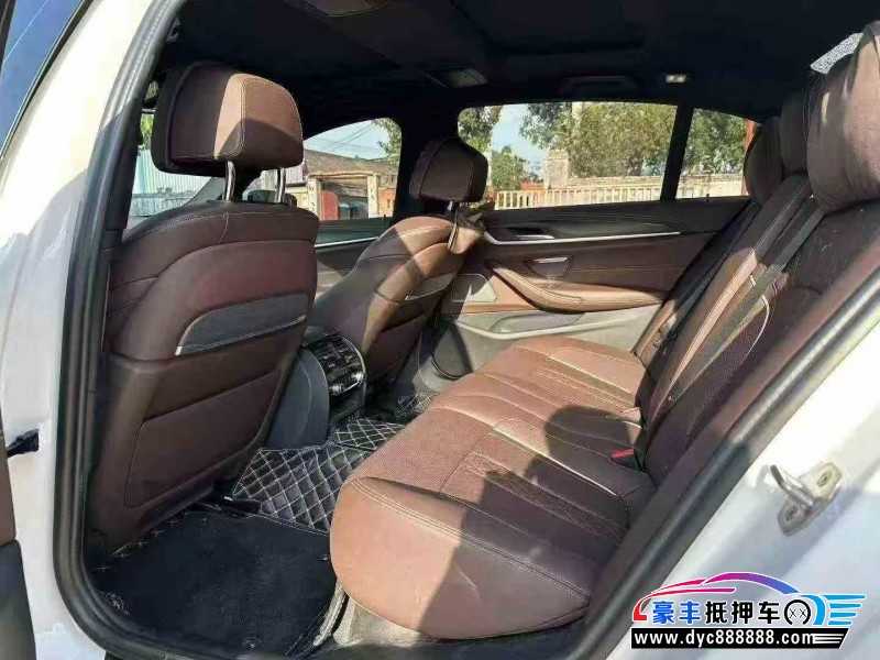 23年宝马5系轿车抵押车出售