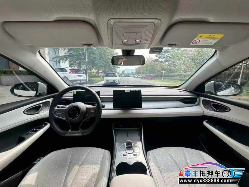 25年比亚迪海豹轿车抵押车出售