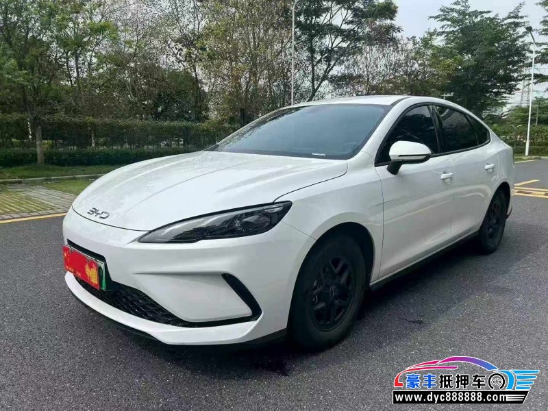 25年比亚迪海豹轿车抵押车出售