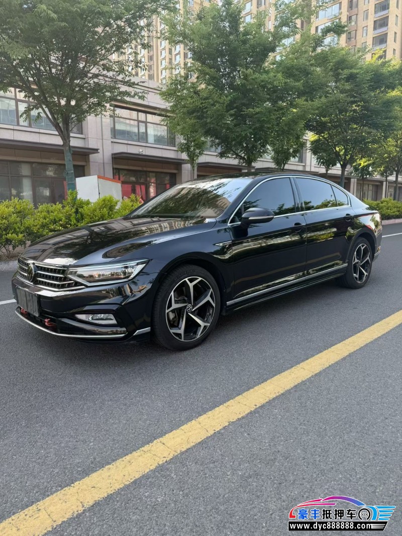23年大众迈腾轿车抵押车出售