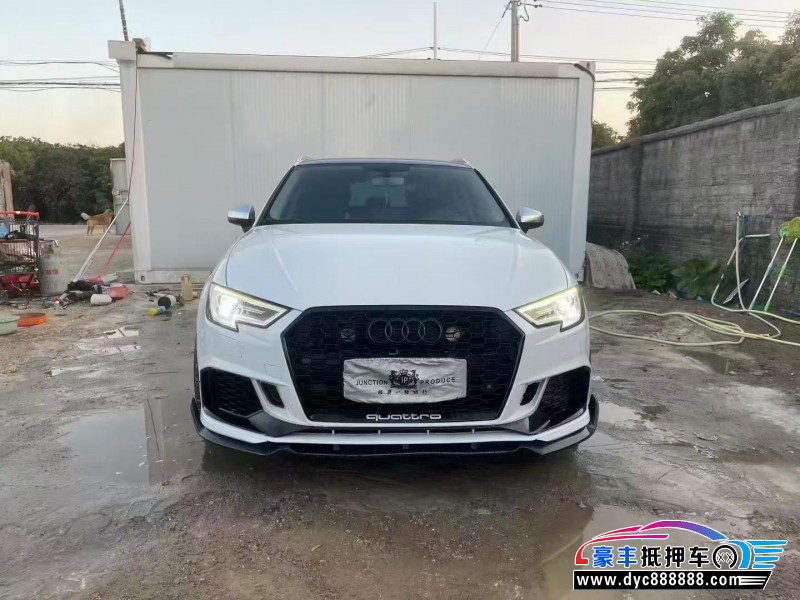 抵押车出售17年奥迪A3轿车