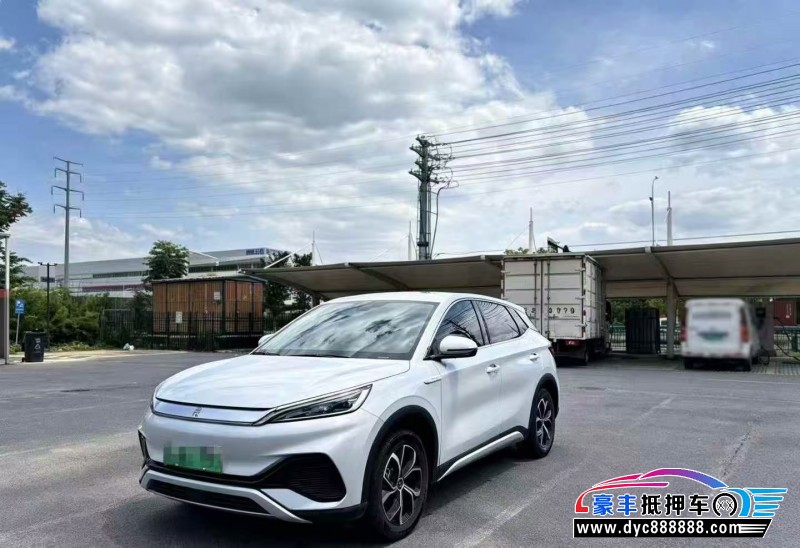 25年比亚迪元轿车抵押车出售