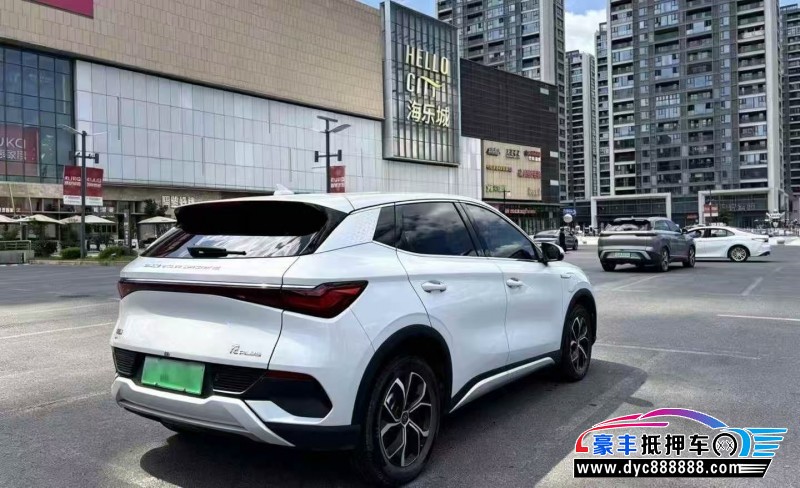 25年比亚迪元轿车抵押车出售
