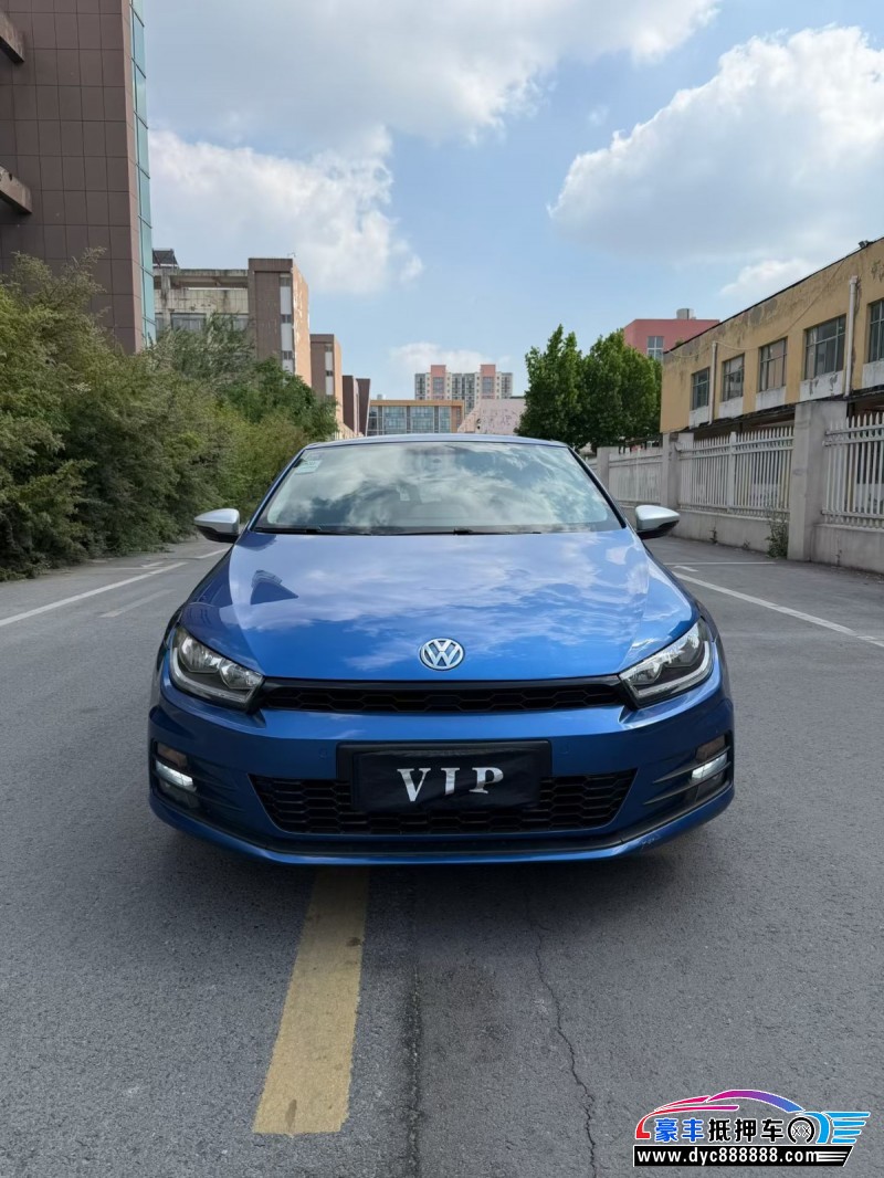抵押车出售15年大众尚酷轿车